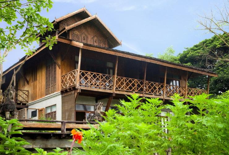 Hotel des Artists Rose of Pai